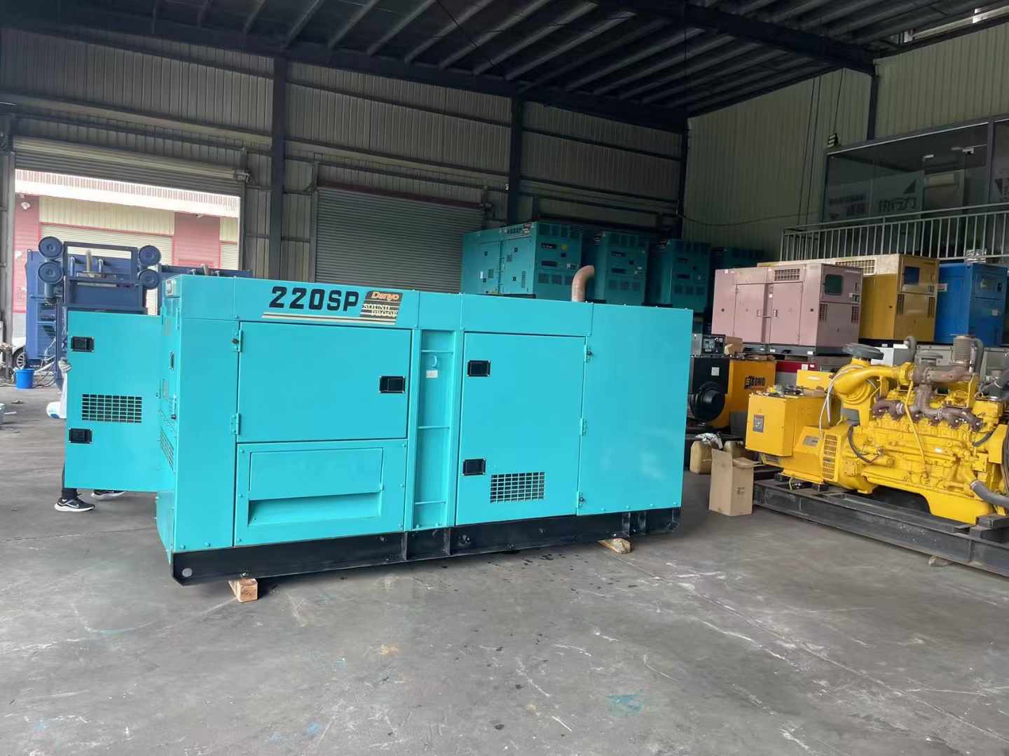 广灵800kW 柴油发电机的输出电流波动范围是多少？
